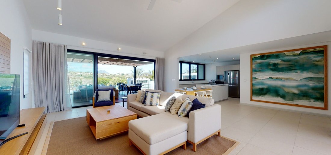 Exceptional Penthouse On Water’s In Mauritius Island, Moka District ...