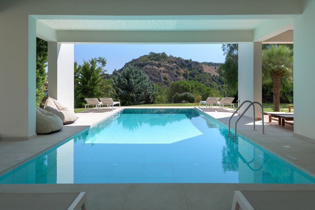 Villa in Rhodes, Aegean, Greece 3 - 13686483