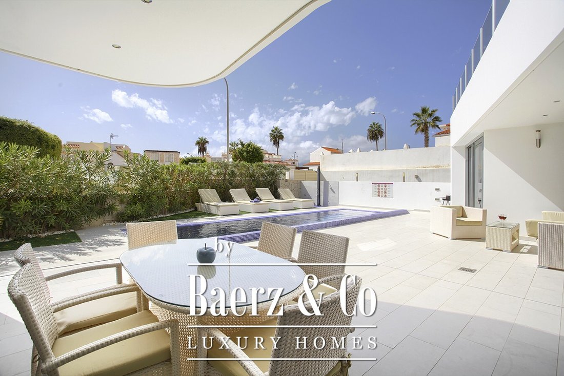 Villa in La Caleta, Adeje, Canary Islands 2 - 13689607