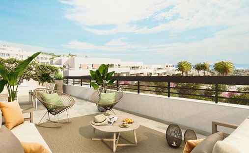 Penthouse in Estepona, Andalusia, Spain 1