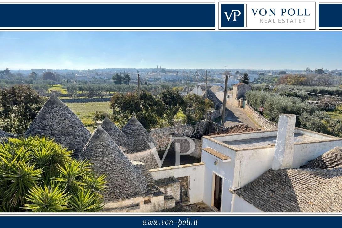 Villa en Alberobello, Apulia, Italia 1 - 13686532