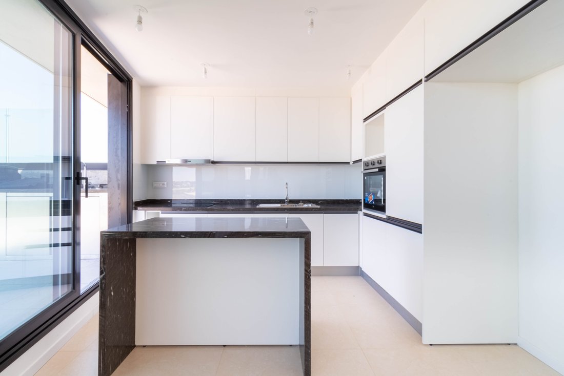 Apartment in Montevideo, Departamento de Montevideo, Uruguay 5 - 13690260