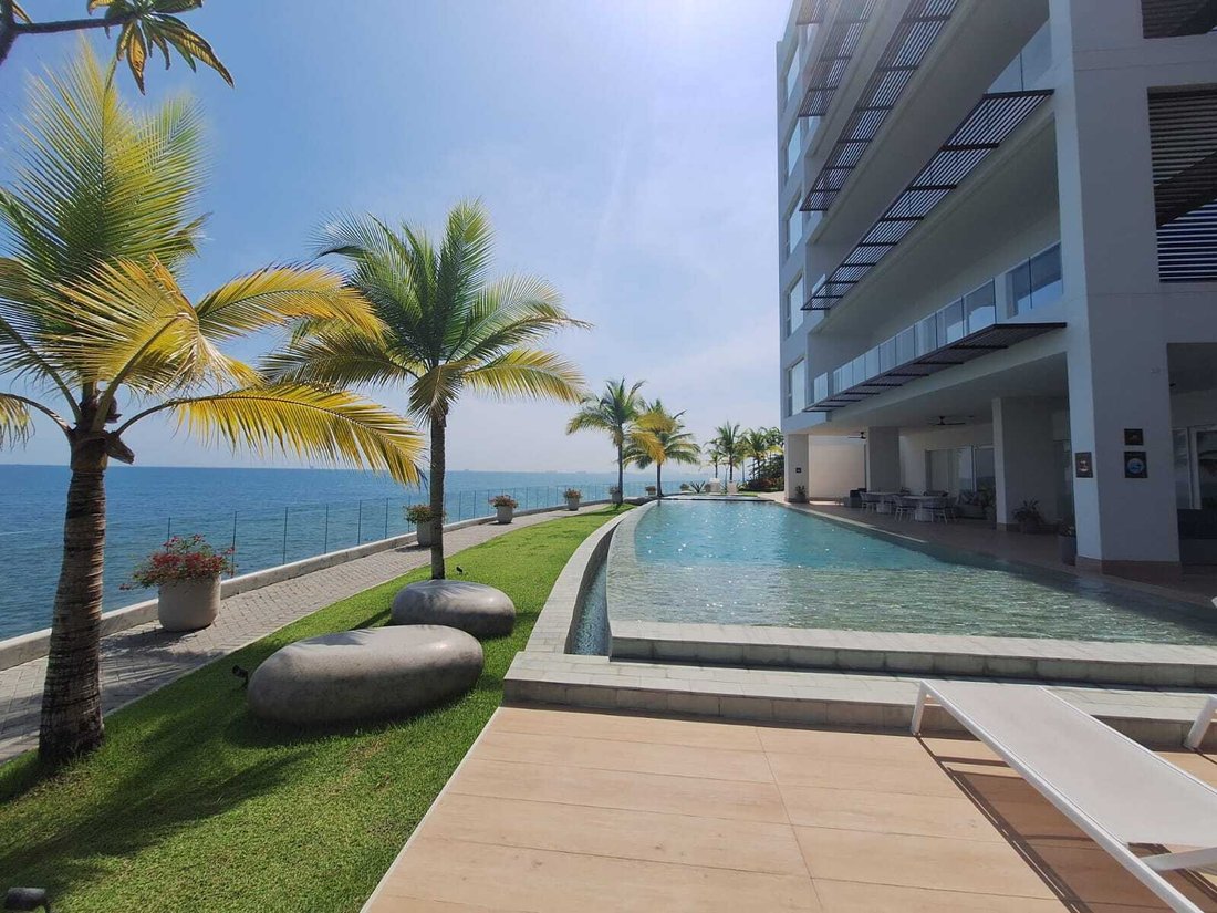 Spectacular Oceanfront Apartment On Ocean Reef Island In Panama City ...