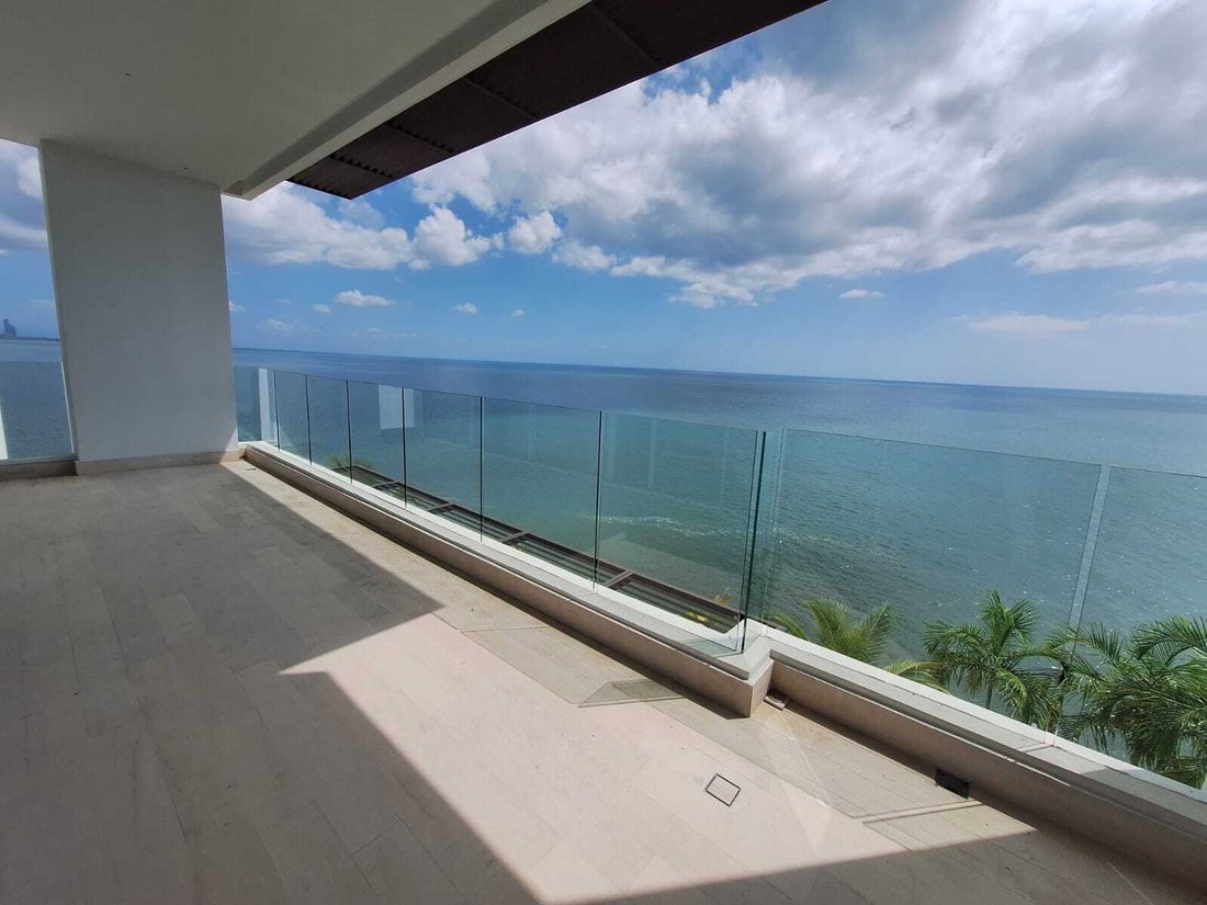Spectacular Oceanfront Apartment On Ocean Reef Island In Panama City