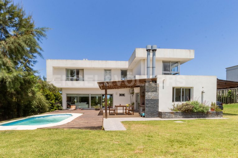 House in La Tahona, Canelones Department, Uruguay 2 - 13690283