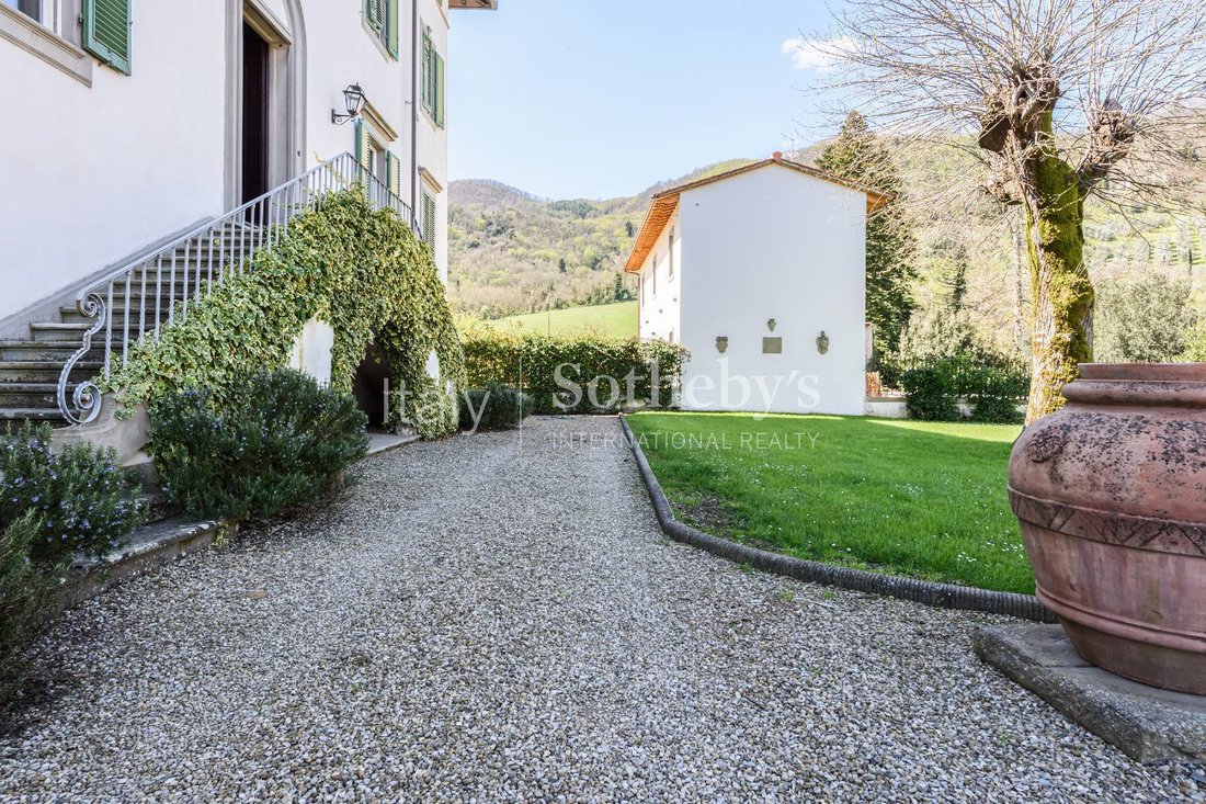 House in Dicomano, Tuscany, Italy 5 - 12710373