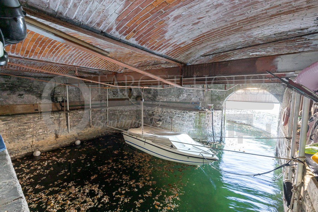 Villa in Faggeto Lario, Lombardy, Italy 4 - 12044629