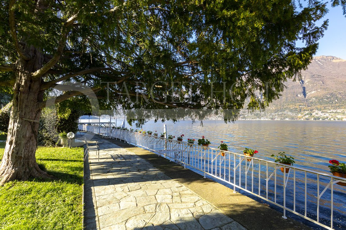 Villa in Faggeto Lario, Lombardy, Italy 3 - 12044629