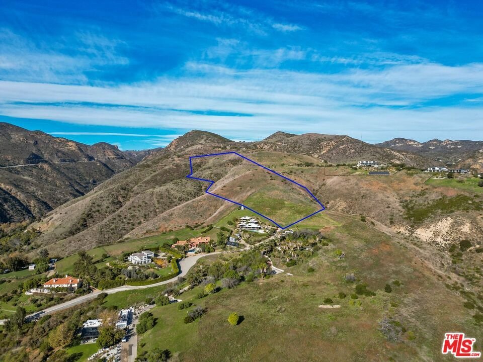 Vacant Land In Malibu, California, United States For Sale (13694279)