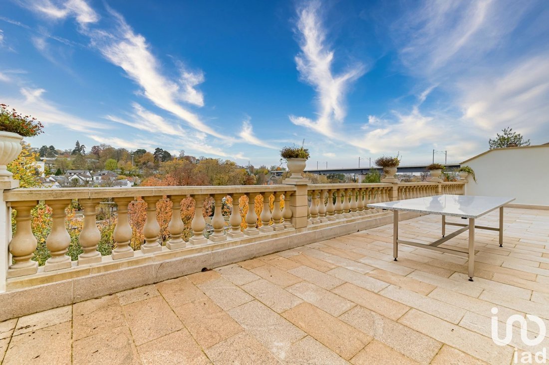 Vente Maison/Villa 8 Pièces In Saint Germain En Laye, île De France