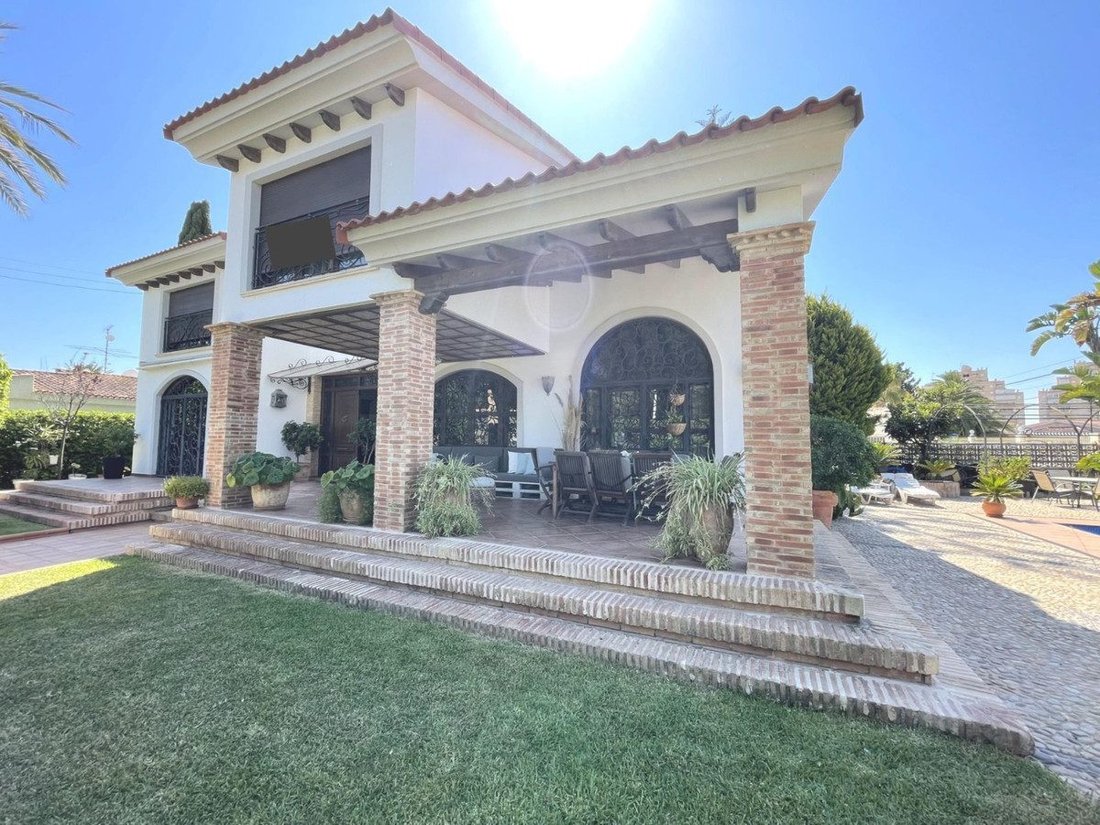 Villa à Torrevieja, Valence, Espagne 2 - 13696235