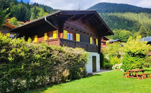 House in Troistorrents, Valais, Switzerland 1