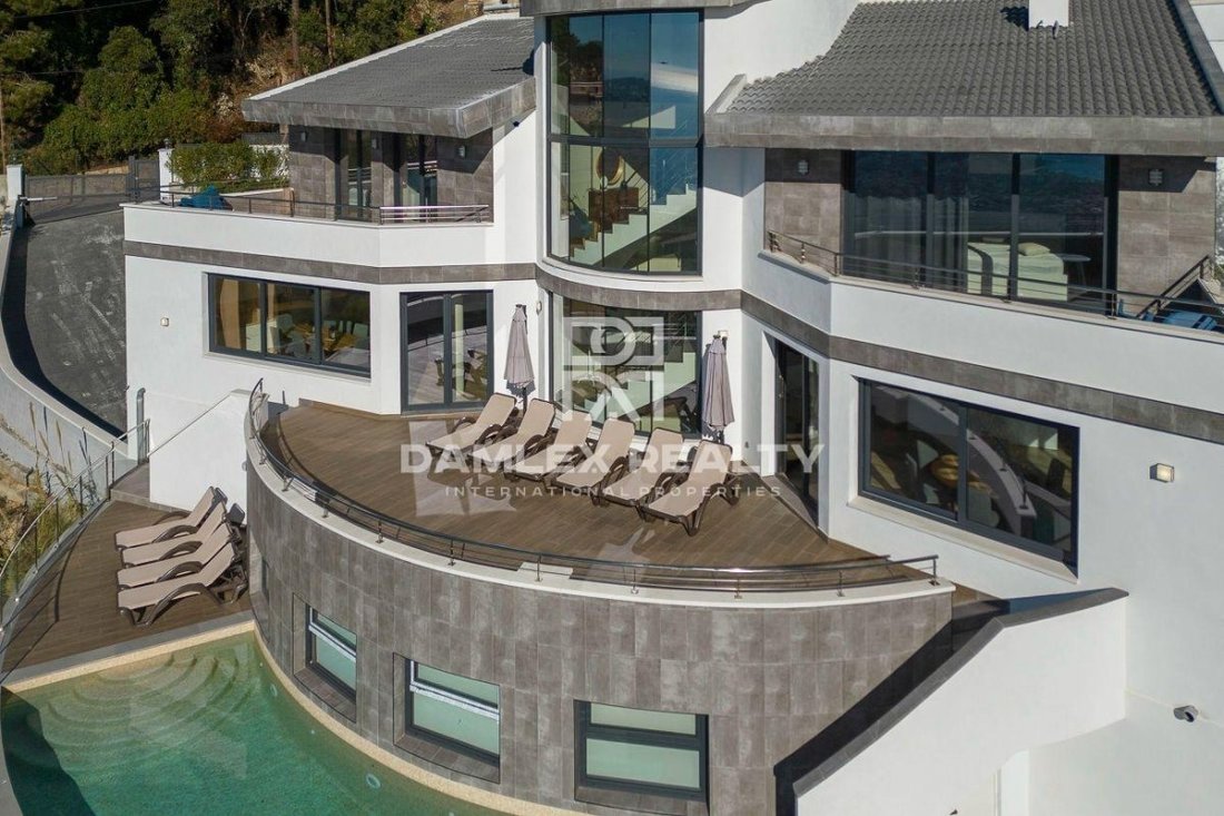 House in Lloret de Mar, Catalonia, Spain 1 - 12421174