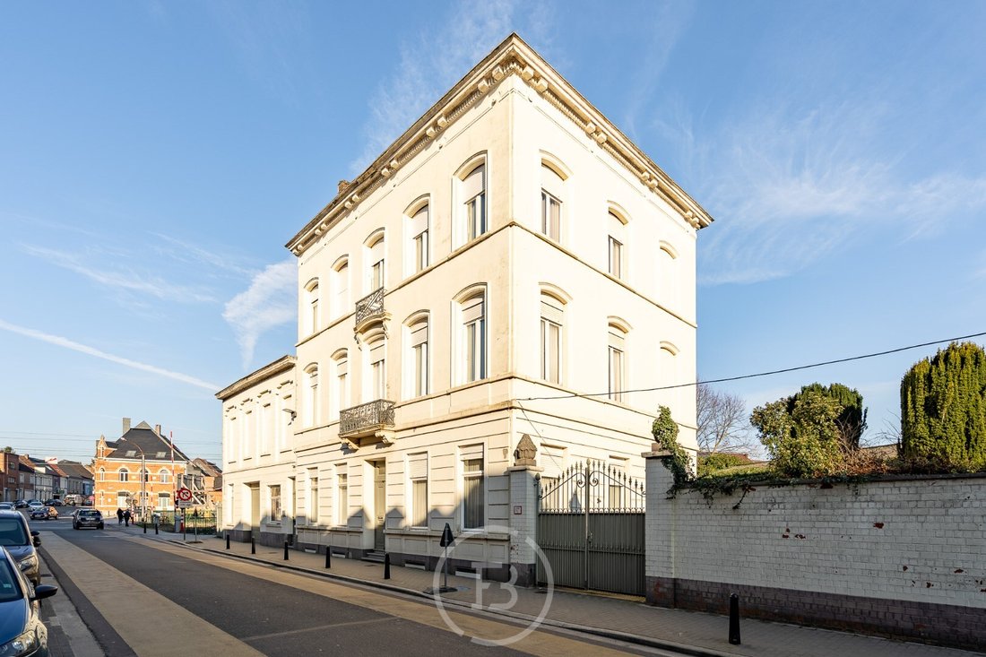 House With A Rich History In Ninove, Flanders, Belgium For Sale (13695775)