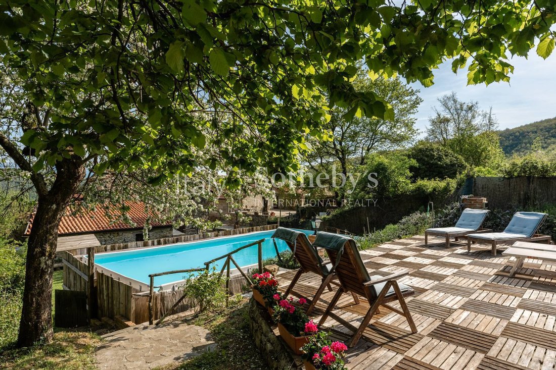 House in Fivizzano, Tuscany, Italy 4 - 12495095