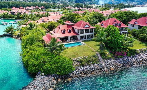 Luxury waterfront homes for sale in Seychelles