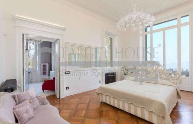 Villa in Stresa, Piedmont, Italy 4 - 13702675