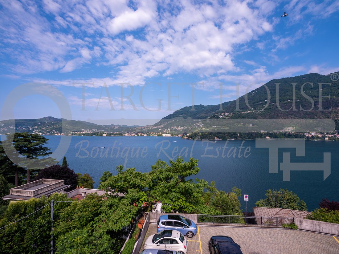 House in Blevio, Lombardy, Italy 2 - 13702596