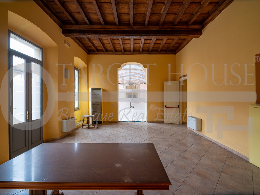 Estate in Casalpusterlengo, Lombardy, Italy 2 - 13702741