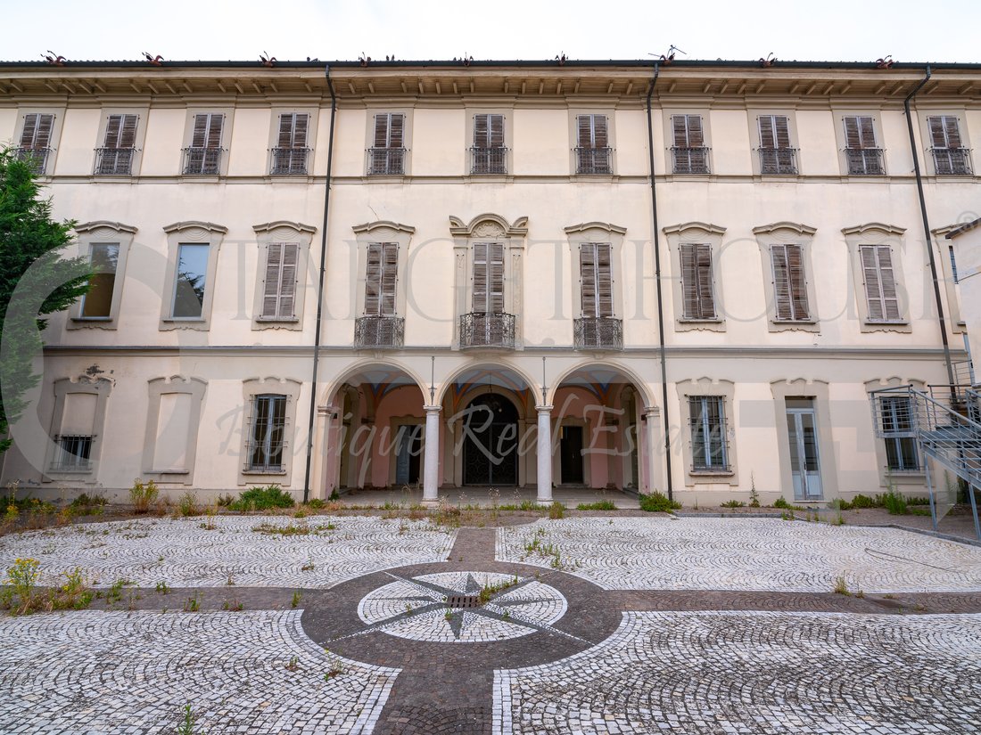 Estate in Casalpusterlengo, Lombardy, Italy 1 - 13702741