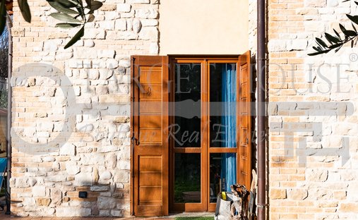 Villa a Montano Lucino, Lombardia, Italia 1