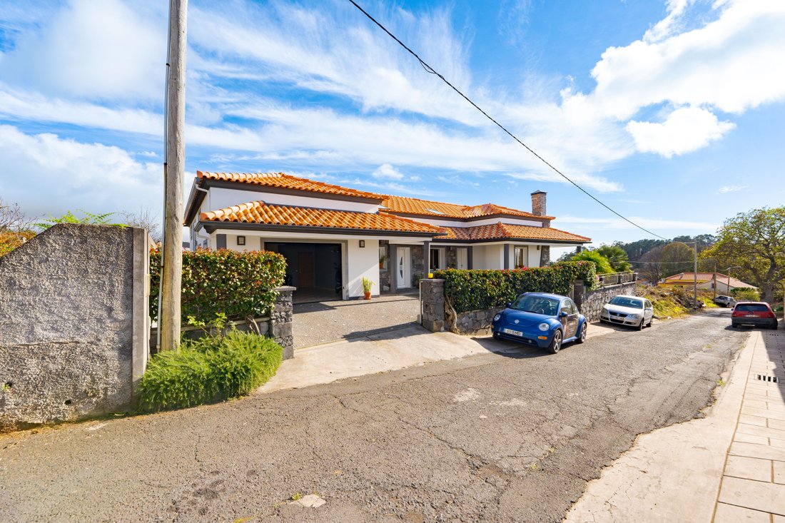 "Nature's Haven Tranquil Country Retreat 4 In Prazeres, Madeira