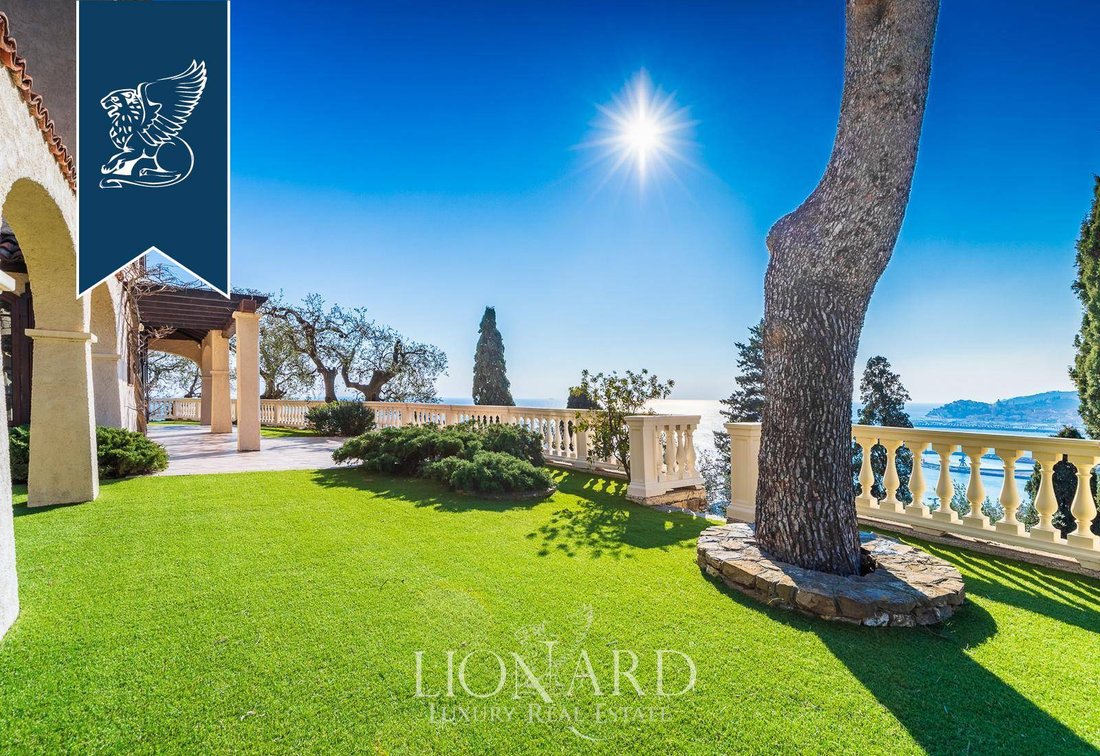 Villa in Oneglia, Imperia, Liguria 2 - 13703395