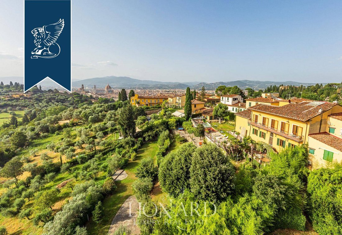 Villa in Center, Florence, Tuscany 3 - 13703297