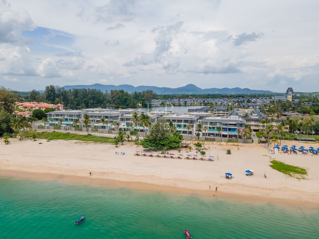 Apartment in Choeng Thale, Phuket, Thailand 2 - 13704855