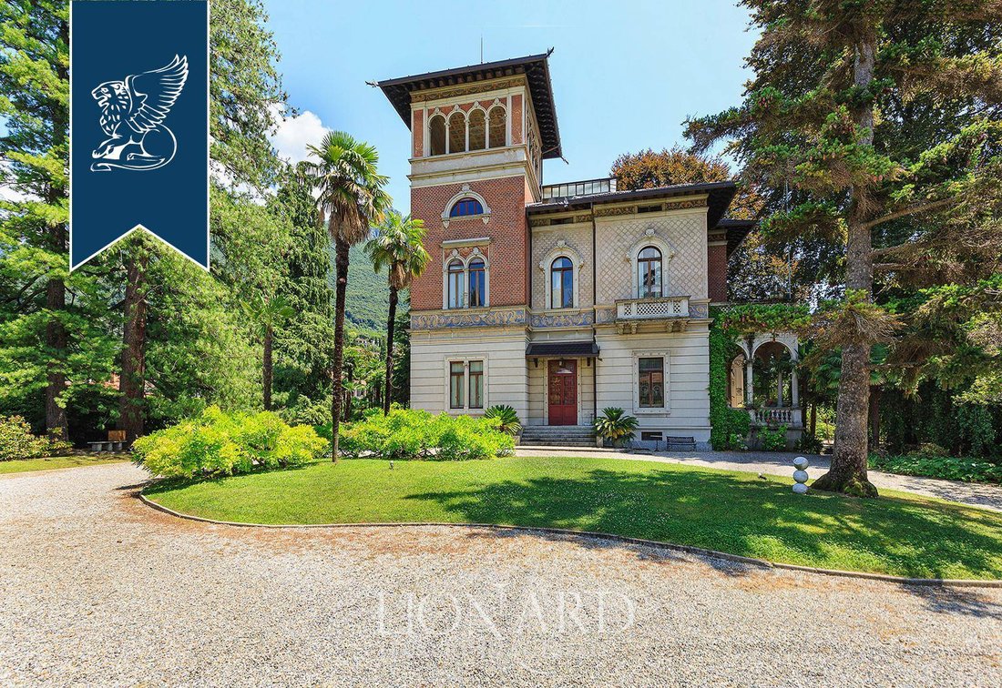 Villa in Mandello del Lario, Lombardy, Italy 2 - 13703372