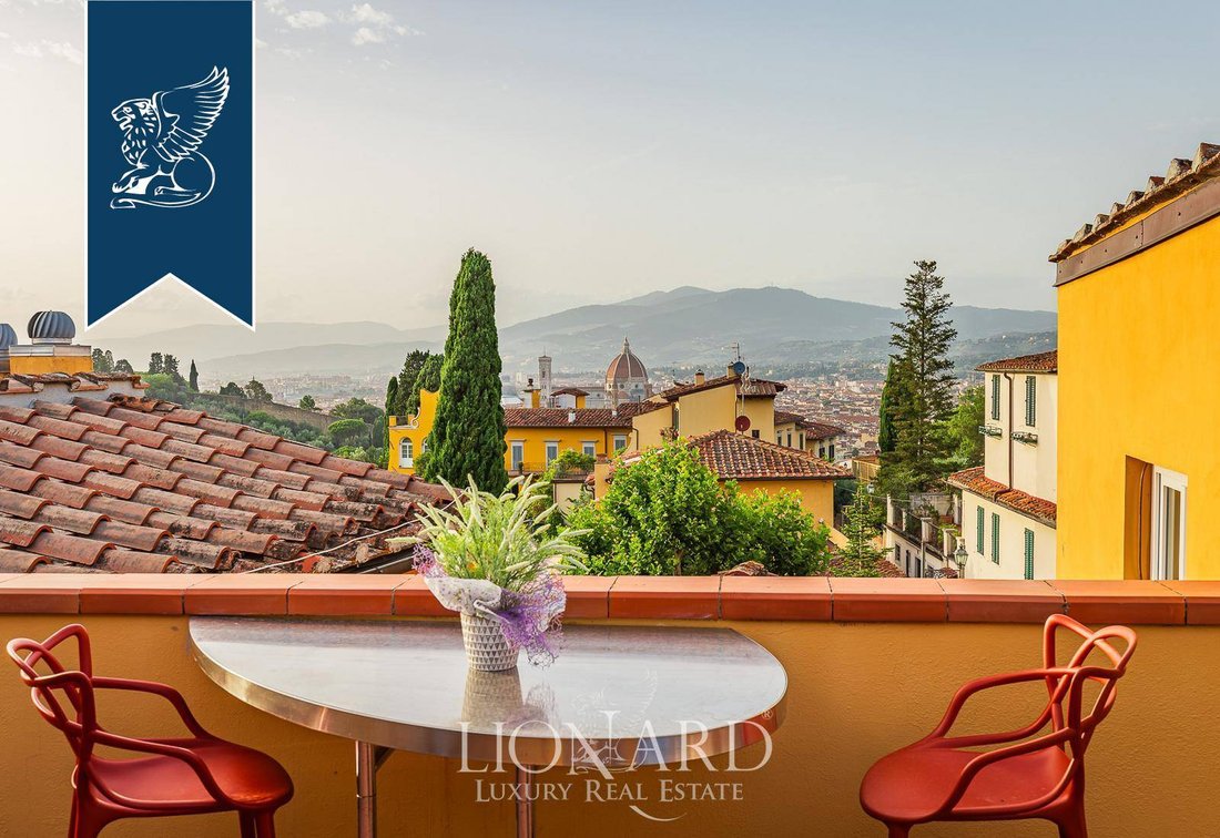 Villa in Center, Florence, Tuscany 2 - 13703297
