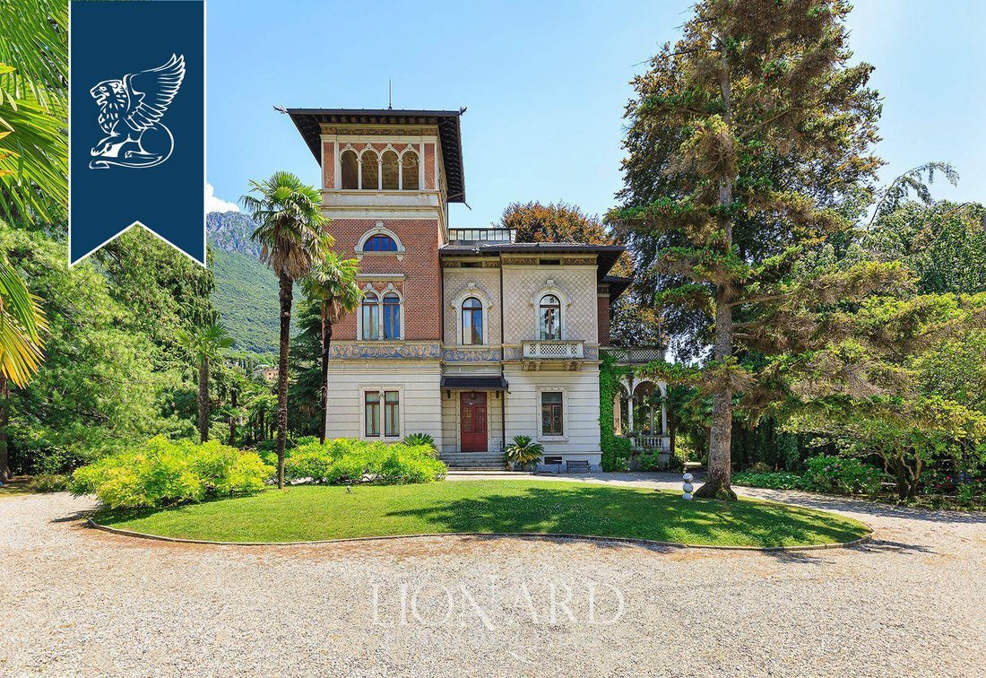 Villa in Mandello del Lario, Lombardy, Italy 1 - 13703372