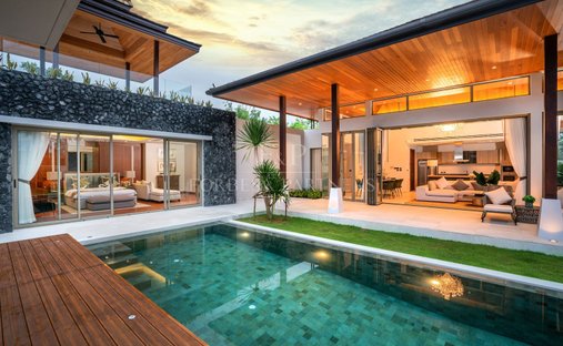 Villa in Choeng Thale, Phuket, Thailand 1