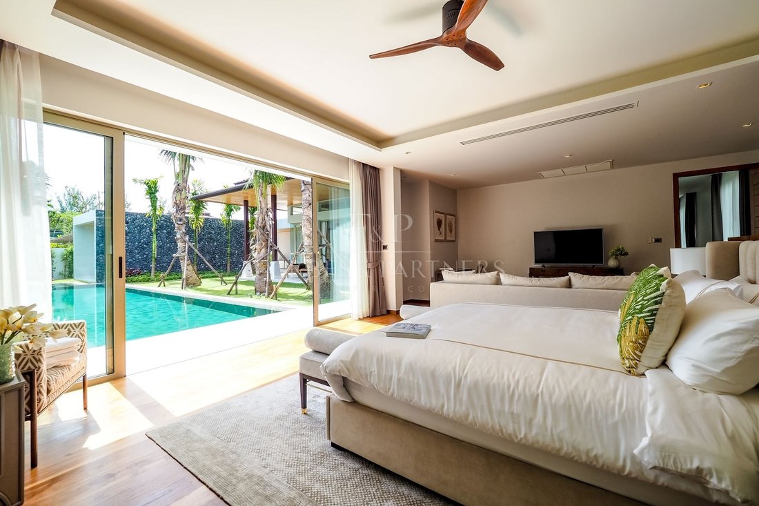 Villa in Phuket, Phuket, Thailand 4 - 13704853