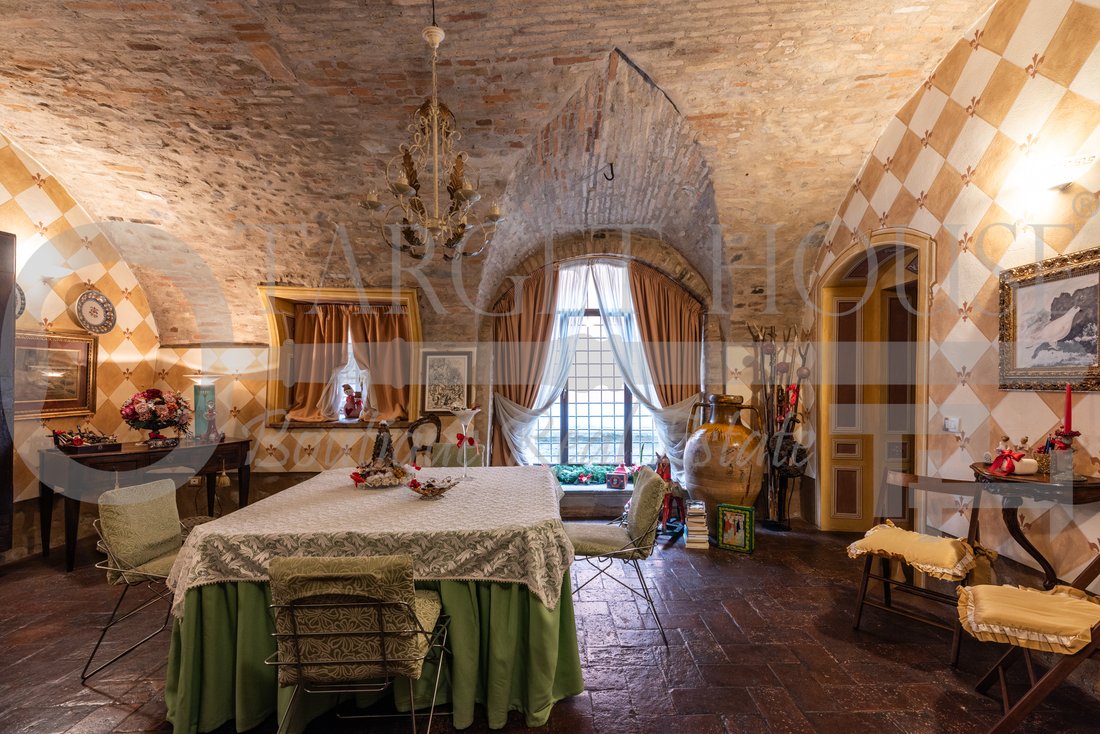 A Timeless Lombardy Dream: Where Renaissance Grandeur Meets Modern Whisperings