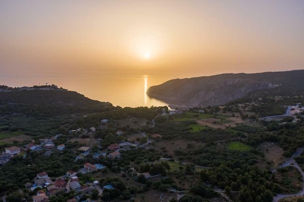 Estate in Municipal Commune of Zakynthos, Peloponnese, Western Greece and the Ionian, Greece 3 - 13705033