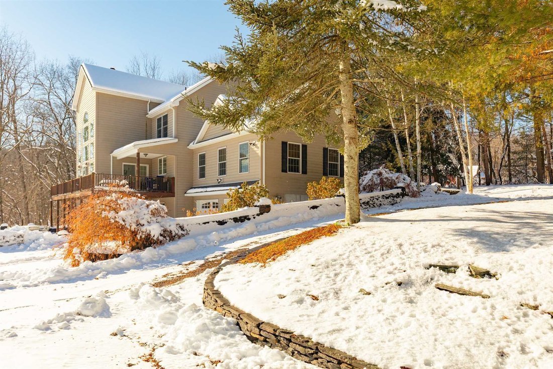 A Hidden Gem Where Sophistication In Clinton Corners, New York, United States For Sale (13706158)