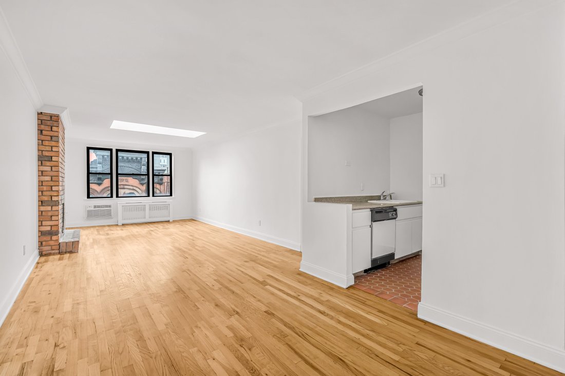 Co Op in New York, New York, United States 4 - 13705291