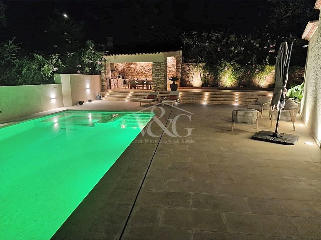 Villa in Begur, Catalonia, Spain 3 - 13707636