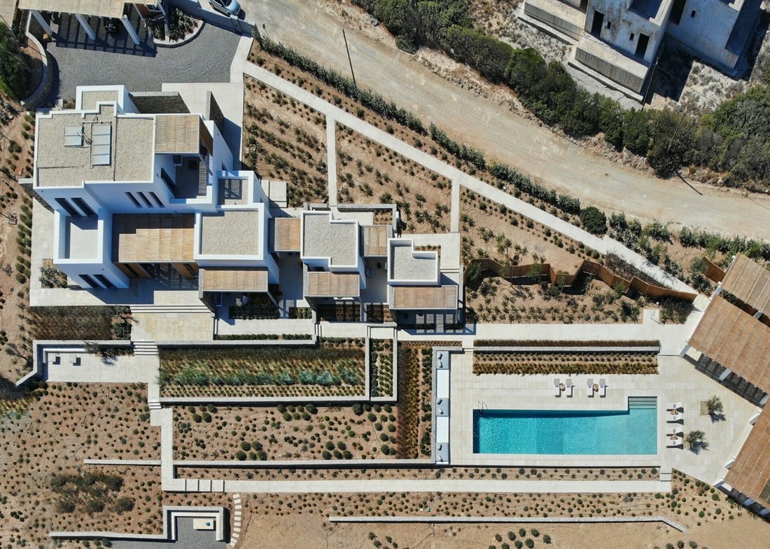 Villa in Paros, Aegean, Greece 2 - 13705654