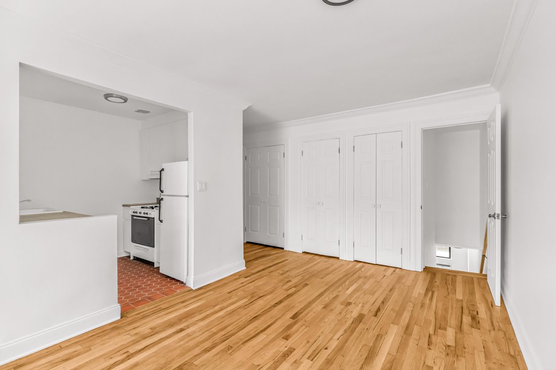 Co Op in New York, New York, United States 5 - 13705291
