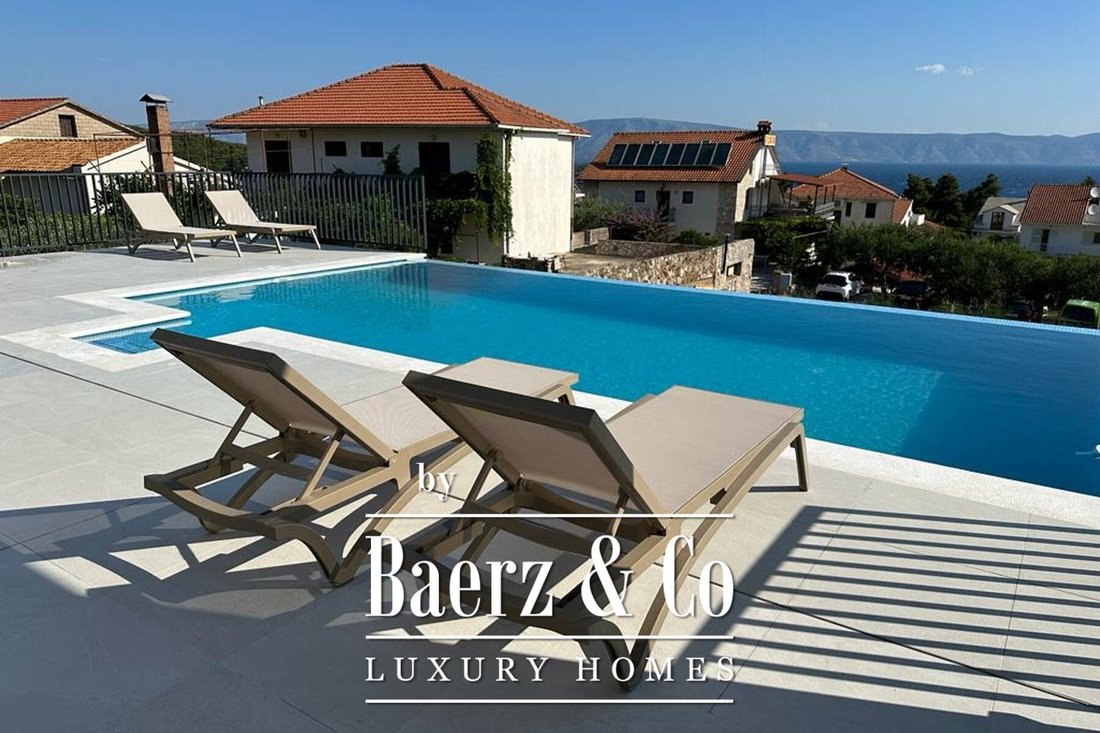 Townhouse in Jelsa, Split-Dalmatia County, Croatia 1 - 13566959