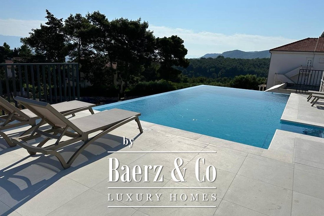 Townhouse in Jelsa, Split-Dalmatia County, Croatia 2 - 13566959
