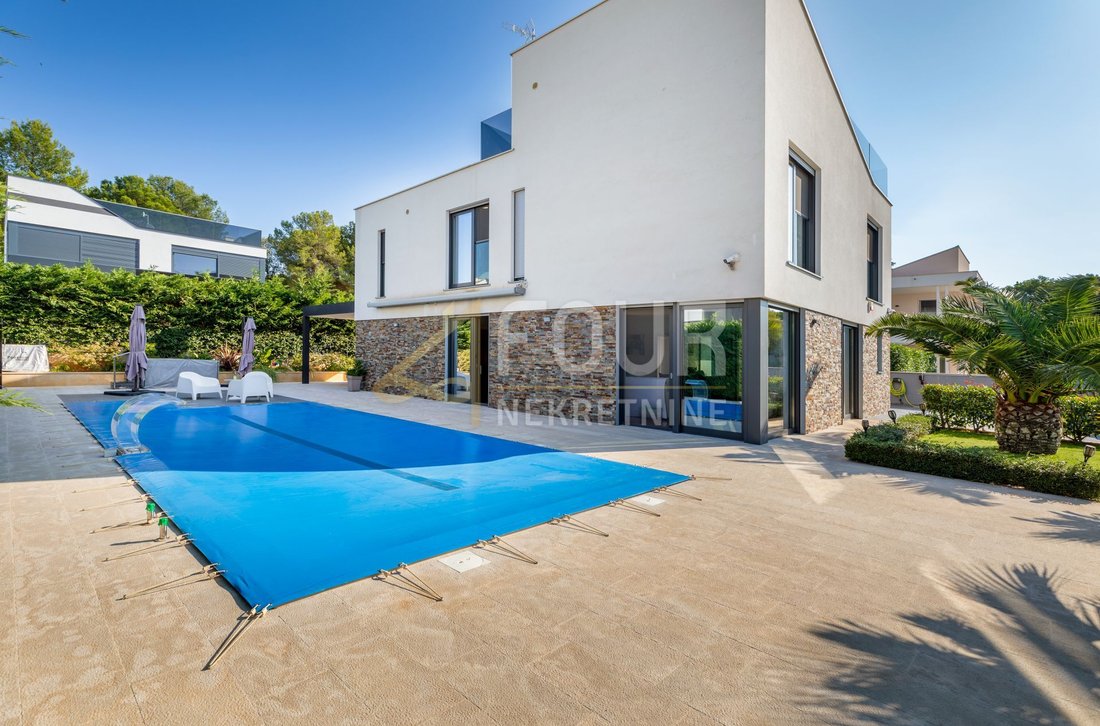 House in Fazana, Istria County, Croatia 2 - 13706006