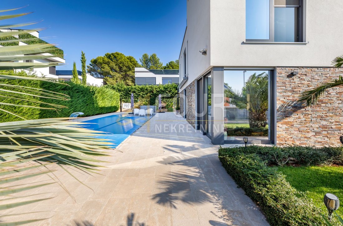 House in Fazana, Istria County, Croatia 1 - 13706006