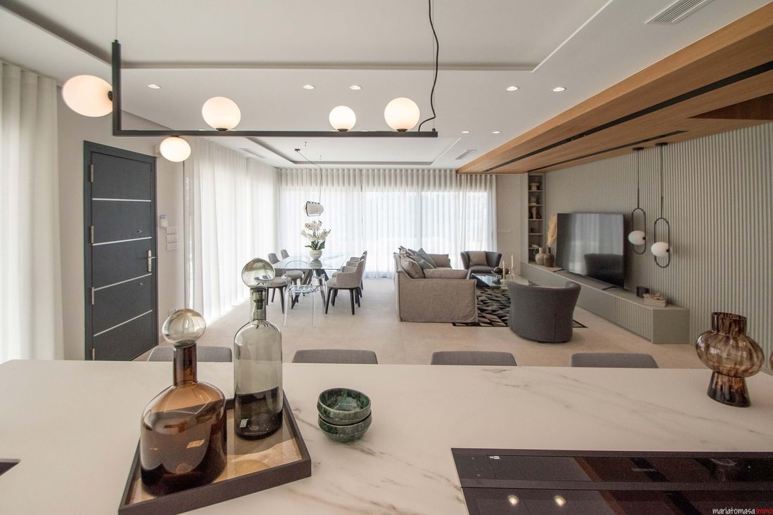 Villa in Orihuela, Valencian Community, Spain 2 - 13705345