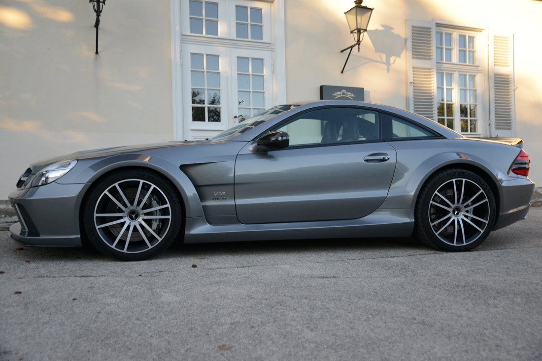 Coupe in Stuttgart, Baden-Württemberg, Germany 5 - 13709082