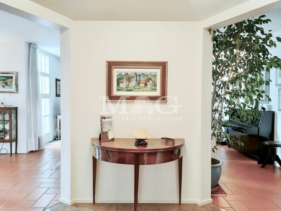 House in Lugano, Ticino, Switzerland 3 - 13709391