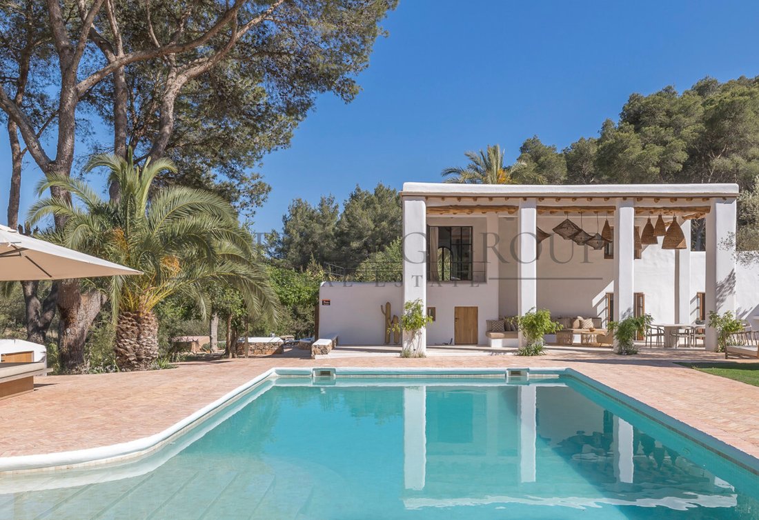 Villa in Sant Josep de sa Talaia, Balearic Islands, Spain 1 - 13709912