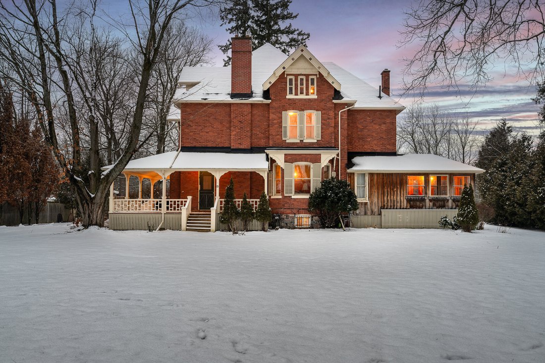 1890's Victorian Manor In Elmvale, Ontario, Canada For Sale (13709290)